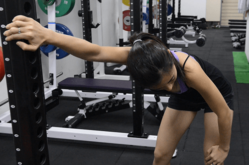 personal trainer singapore best Upper Back stretch 